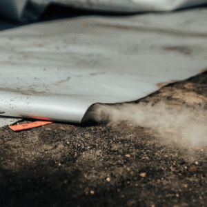 Nedegus audeklas automobiliams