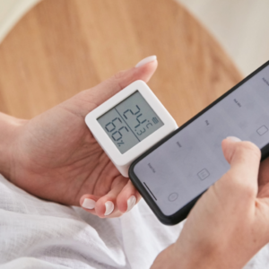 Išmanus temperatūros ir drėgmės matuoklis SwitchBot Meter